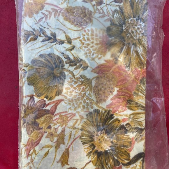 Pillowcase Set 2 Standard Floral Fall Colors New - Picture 4 of 11